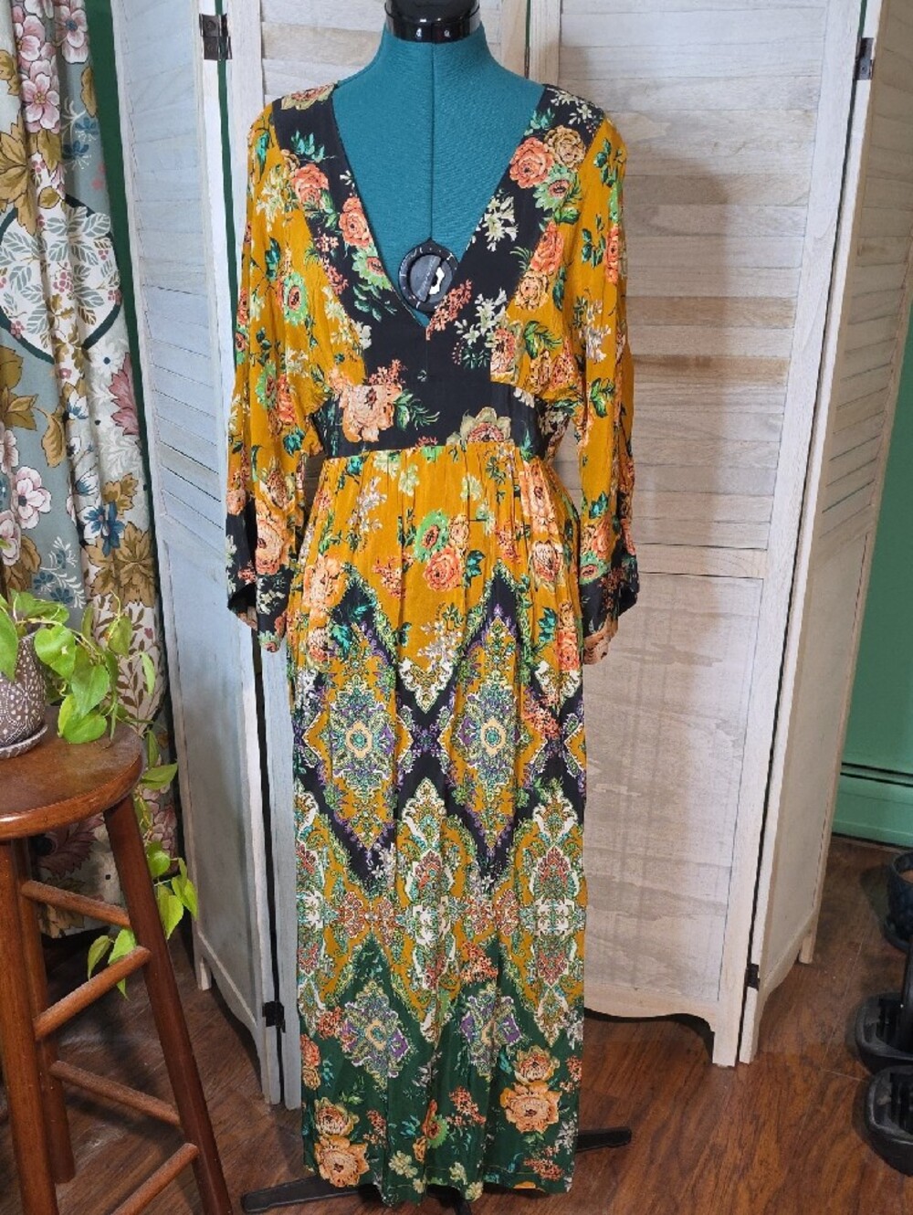Anthropologie Printed V-Neck Maxi Dress 10 Boho Floral - Picture 3 of 6